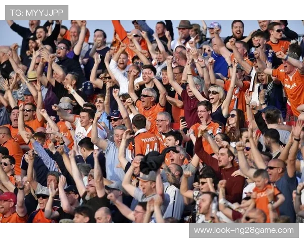 卢顿足球俱乐部崛起历程：从英格兰低级别联赛到英超的辉煌征程